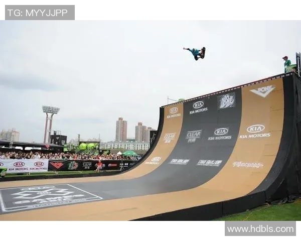 南京滑板队勇夺最新滑板耐力TOP10榜首位置引领潮流